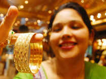 Gold price today: Yellow me<em></em>tal jumps by Rs 377 per 10 gram to cross Rs 61,000-mark