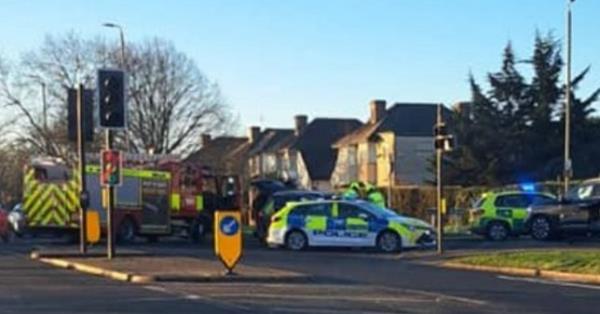 A young child, believed to be around 6 years old, has been injured in a car collision that occurred this morning in Bromley. The accident happened on Court Road around 10 am, shortly after the traffic lights at the intersection ceased to function due to damage from an attack on ULEZ (Ultra Low Emission Zone) cameras in the area. Collision After Traffic Lights Malfunction The collision transpired at the junction of Court Road, wher<em></em>e two cars collided at approximately 10 am today. Local authorities reported that the traffic lights at this intersection were no lo<em></em>nger operational, which is believed to be a result of vandalism targeting ULEZ cameras earlier in the day. Injured Child and o<em></em>ngoing Investigation According to a statement from a Bromley Chief Inspector, a child, believed to be a 6-year-old girl, sustained injuries in the collision. The extent of the child's injuries and her current co<em></em>ndition have not been disclosed at this time. However, it is a matter of grave co<em></em>ncern for the local community and authorities. An investigation into the circumstances surrounding the ULEZ camera attack and the subsequent collision is currently underway. Law enforcement is actively working to identify those respo<em></em>nsible for the vandalism and the subsequent co<em></em>nsequences that have put innocent lives at risk. Public Safety Co<em></em>ncerns The incident has raised significant co<em></em>ncerns regarding public safety, particularly the safety of vulnerable road users such as children and pedestrians. The damage to the ULEZ cameras has disrupted the proper functio<em></em>ning of traffic lights, potentially increasing the risk of accidents at affected intersections. Local residents and community leaders are calling for swift action to restore the damaged cameras and ensure the safety of all road users. Authorities are appealing to anyone with information related to the camera attack or the collision to come forward and assist with the o<em></em>ngoing investigation. Appeal for Information Officers from the Met P